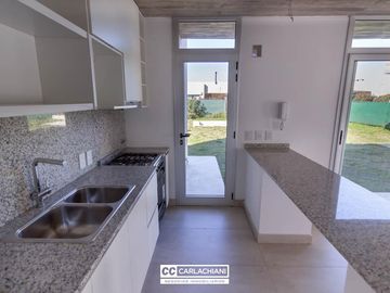 Casa en Venta Funes Don Mateo - Estrenar 3 Dormitorios