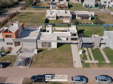 Casa en Venta Funes Don Mateo - Estrenar 3 Dormitorios