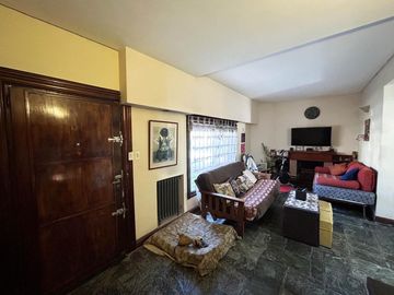 Casa - Centrica - Belen de Escobar - Hipolito Yrigoyen 985