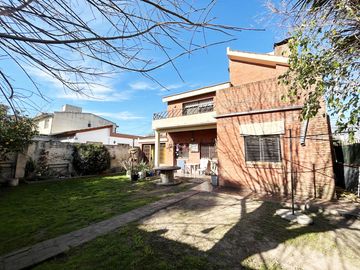 Casa - Centrica - Belen de Escobar - Hipolito Yrigoyen 985