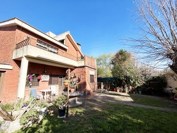 Casa - Centrica - Belen de Escobar - Hipolito Yrigoyen 985