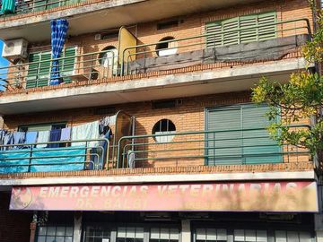 venta departamento 2 dormitorios con balcon Rosario Centro
