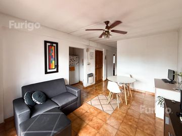 venta departamento 2 dormitorios con balcon Rosario Centro