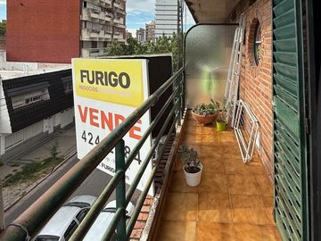 venta departamento 2 dormitorios con balcon Rosario Centro