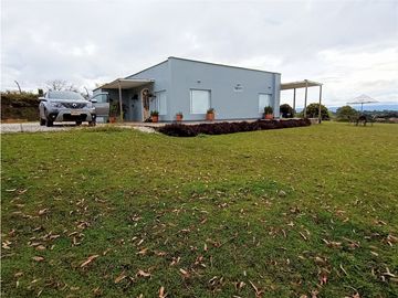 Venta de Finca Independiente en El Santuario