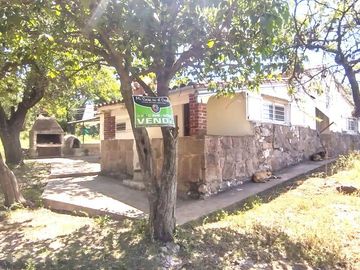 OPORTUNIDAD - Chalet de Campo a la Venta Casa 2 dorm  - Lote 1875m2 - Parque Siquiman - Córdoba