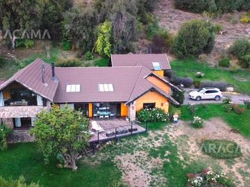 Casa en  VENTA - Barrio Peñon del Lolog, San Martin de los Andes