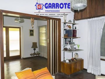 Chalet 1 cuad. estacion - Rafael Calzada