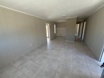 VENTA DE CASA EN B° CONFLUENCIA, PLOTTIER