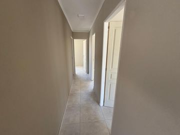 VENTA DE CASA EN B° CONFLUENCIA, PLOTTIER