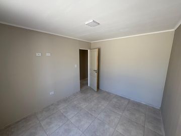 VENTA DE CASA EN B° CONFLUENCIA, PLOTTIER