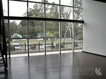 Oficina | MARTIN FIERRO