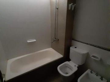 Departamento Monoambiente con Patio en inmejorable zona de Rosario !