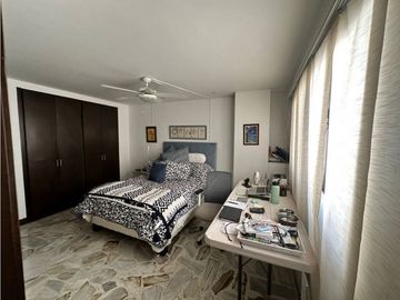 Apartamento en venta en conjunto residencial Barrio Normandía Cali