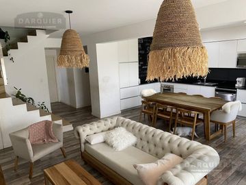 HERMOSO DEPARTAMENTO TIPO DUPLEX