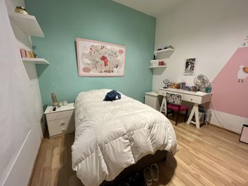 Casa con Piscina en Barrio Parque Las Picadas