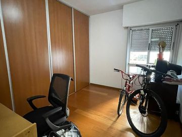 Departamento en  venta de 4 ambientes con dos baños  - Wilde