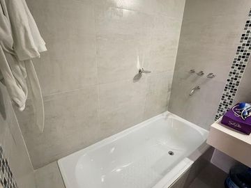 Departamento en  venta de 4 ambientes con dos baños  - Wilde