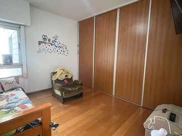 Departamento en  venta de 4 ambientes con dos baños  - Wilde