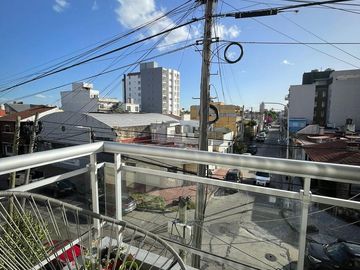 Departamento en  venta de 4 ambientes con dos baños  - Wilde