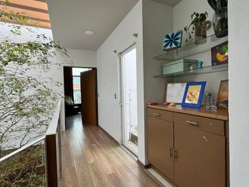 CASA EN VENTA EN EL CORTIJO CON AMPLIA TERRAZA