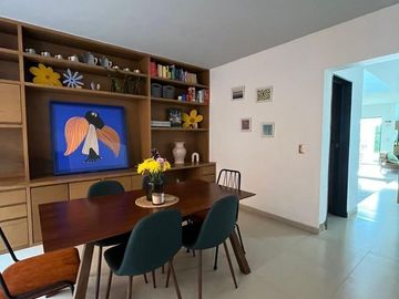 CASA EN VENTA EN EL CORTIJO CON AMPLIA TERRAZA