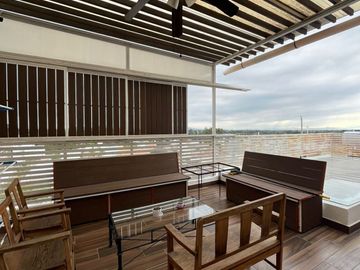 CASA EN VENTA EN EL CORTIJO CON AMPLIA TERRAZA