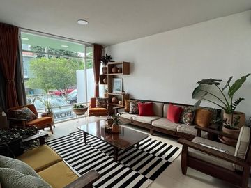 CASA EN VENTA EN EL CORTIJO CON AMPLIA TERRAZA