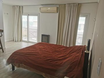 Piso en duplex a con balcon saliente y vista al mar