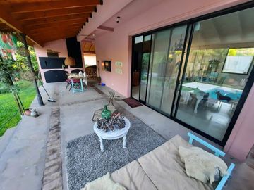 Venta de excelente casa en el Barrio Los Paraisos en Cardales! DIVINA!