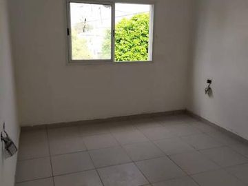 VENDO HERMOSO DPTO A ESTRENAR EN ZONA JERARQUICOS