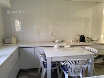 CASA EN VENTA EN BARRIO EL CANTON  – MAROTO PROPIEDADES