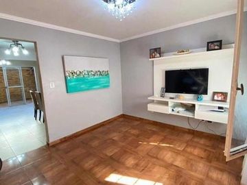 PH en venta - 2 Dormitorios 2 Baños - 85Mts2 - Morón