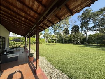Se Vende Casa campestre Condominio Cerrado Club Campestre