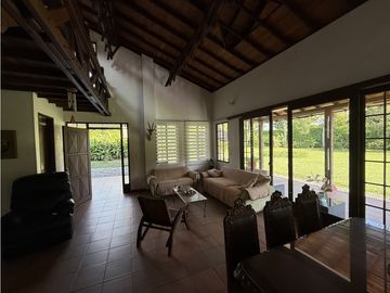 Se Vende Casa campestre Condominio Cerrado Club Campestre