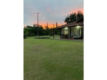 Se Vende Casa campestre Condominio Cerrado Club Campestre
