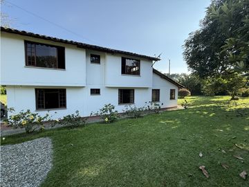 Se Vende Casa campestre Condominio Cerrado Club Campestre