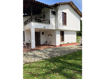 Se Vende Casa campestre Condominio Cerrado Club Campestre