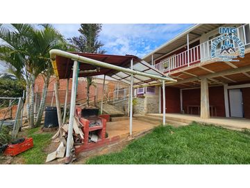 ref 960a Párraga /pavas/vendo casa campestre