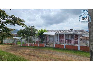 ref 960a Párraga /pavas/vendo casa campestre