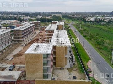 Venta Departamento 3 ambientes con jardin, Terrazas de Santa Maria con pileta, Villanueva,  Nordelta, Tigre
