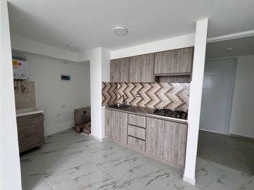 Arriendo Apartamento piso 13 en Cerritos