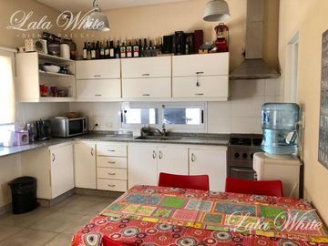 Venta - Casa en El Centauro - Canning