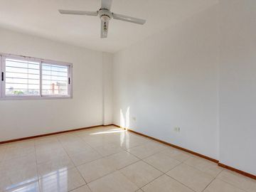 VENTA/PERMUTA - Departamento 2 dormitorios - Echesortu, Rosario.