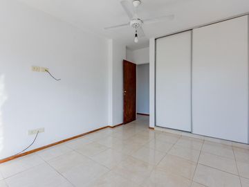VENTA/PERMUTA - Departamento 2 dormitorios - Echesortu, Rosario.