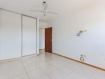 VENTA/PERMUTA - Departamento 2 dormitorios - Echesortu, Rosario.