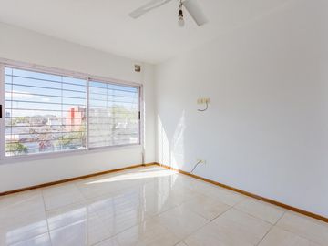 VENTA/PERMUTA - Departamento 2 dormitorios - Echesortu, Rosario.