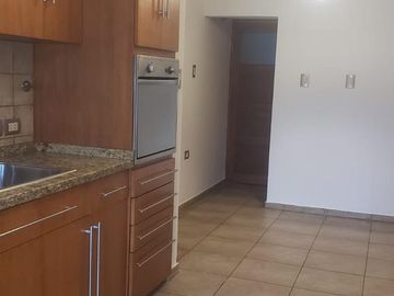 Casa en Venta-única en el barrio