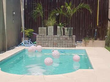 Casa en Venta-única en el barrio