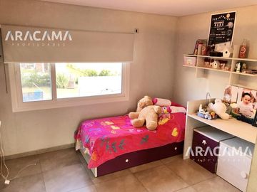 Casa en VENTA en Santa Rita - Canning